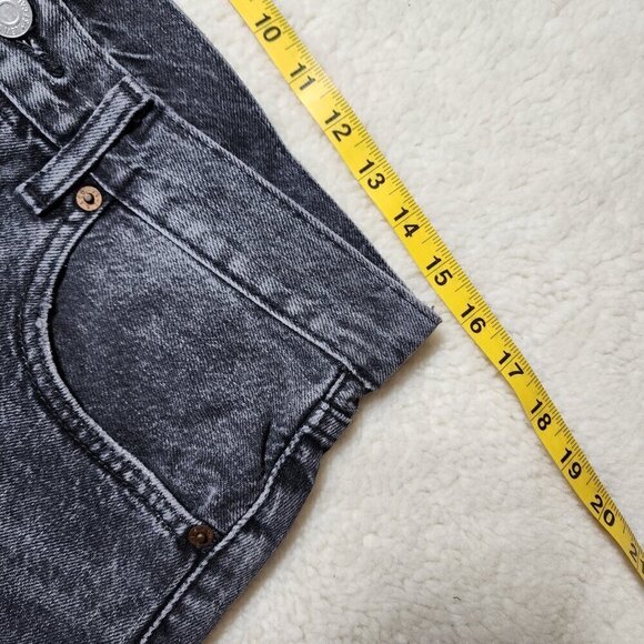 Levis 501 xx Denim Shorts 31 Raw Hem Medium Wash Mid Rise Black Jeans Distressed - Picture 6 of 6